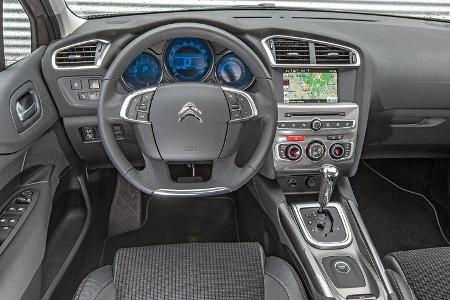 Citroën C4 Puretech 130, Cockpit