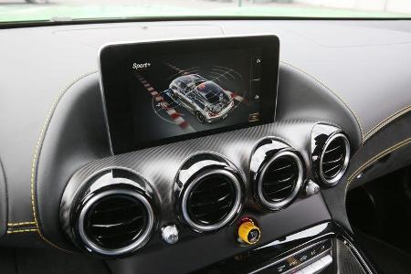Mercedes-AMG GT R, Monitor