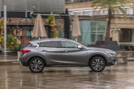 Infiniti QX30 2.2d, Seitenansicht