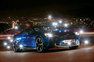 Aston Martin V12 Vanquish S im Test