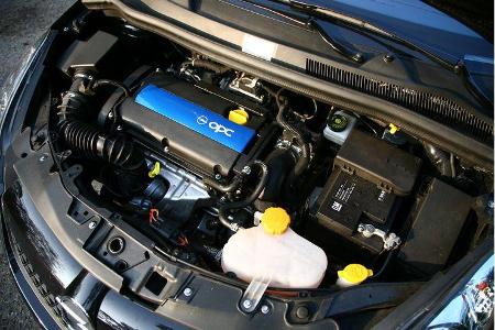 Opel Corsa OPC 04