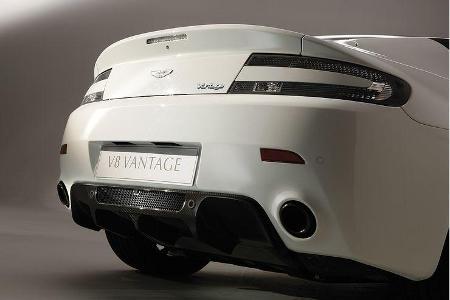 Aston Martin V8 Vantage N420, Heck, Auspuff