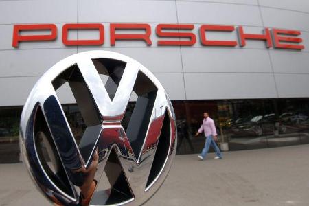 Durch die Ermittlungsverfahren gegen zwei ehemalige Vorstände sei die Wahrscheinlichkeit, die Fusion im laufenden Jahr auf d... Durch die Ermittlungsverfahren gegen zwei ehemalige Vorstände sei die Wahrscheinlichkeit, die Fusion im laufenden Jahr auf d...