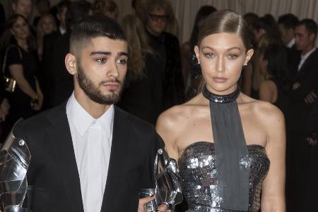 Gigi Hadid und Zayn Malik bei einem gemeinsamen Auftritt im Mai 2016 Gigi Hadid und Zayn Malik bei einem gemeinsamen Auftritt im Mai 2016
