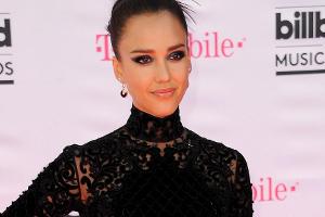 Jessica Alba: Erst Männerklamotten, dann Männertraum