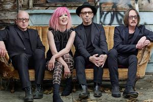Shirley Manson: Hunde, Basketball und Rock'n'Roll