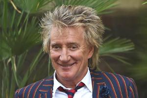 Rod Stewart wurde von der Queen zum Ritter geschlagen