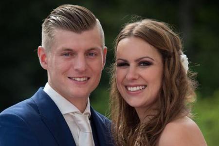 Der schönste Tag des Lebens: Toni und Jessica Kroos feierten vor einem Jahr Hochzeit Der schönste Tag des Lebens: Toni und Jessica Kroos feierten vor einem Jahr Hochzeit