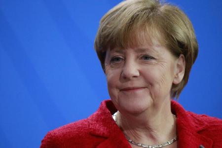 Angela Merkel ist zum sechsten Mal die mächtigste Frau der Welt Angela Merkel ist zum sechsten Mal die mächtigste Frau der Welt
