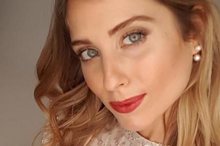 Cathy Hummels unterstützt ihren Mann Mats bei der EM in Frankreich live vor Ort Cathy Hummels unterstützt ihren Mann Mats bei der EM in Frankreich live vor Ort