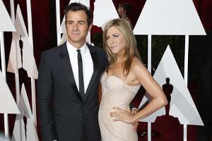 Verdächtiges Bäuchlein am Strand: Ist Jennifer Aniston schwanger?