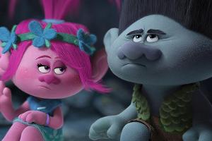 Die Troll-Prinzessin Poppy (li.) und Branch müssen im Film "Trolls" ihre Freunde retten