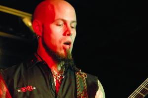 Drowning Pool wollen mit 82-Jährigem die Bühne rocken