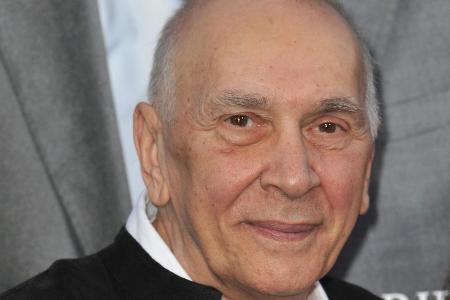 Frank Langella wurde dieses Jahr mit einem Drama Desk Award ausgezeichnet Frank Langella wurde dieses Jahr mit einem Drama Desk Award ausgezeichnet