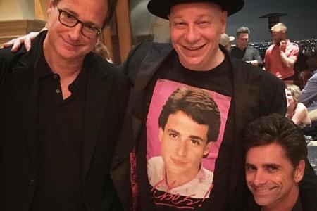 John Stamos (r.) mit Bob Saget (l.) und US-Comedian Jeff Ross John Stamos (r.) mit Bob Saget (l.) und US-Comedian Jeff Ross