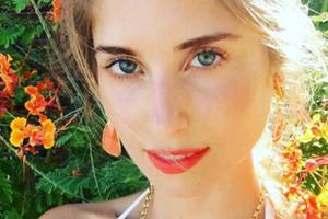 Cathy Hummels ist gerne die Spielerfrau