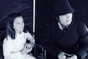 Suri Cruise darf mit Mama Katie Holmes ans Set