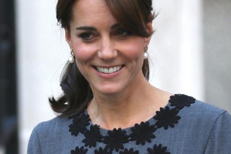 Nicht stylisch genug? Prinzessin Dianas Ex-Designer kritisierte Kates Modegeschmack Nicht stylisch genug? Prinzessin Dianas Ex-Designer kritisierte Kates Modegeschmack