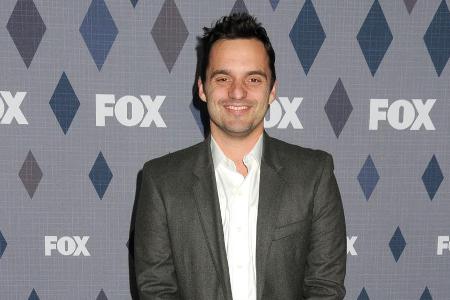 Jake Johnson: Kein Wiedersehen mit den Dinos Jake Johnson: Kein Wiedersehen mit den Dinos