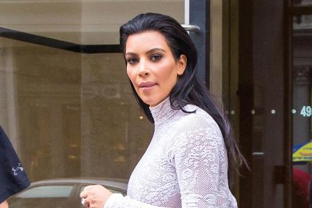 Als die Welt noch in Ordnung war: Kim Kardashian zeigt sich Anfang September auf den Straßen von New York Als die Welt noch in Ordnung war: Kim Kardashian zeigt sich Anfang September auf den Straßen von New York