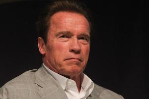 Arnold Schwarzenegger stellt sich gegen Donald Trump