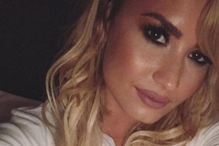 Demi Lovato präsentiert sich ihren Fans auf Instagram erblondet Demi Lovato präsentiert sich ihren Fans auf Instagram erblondet