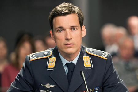 Florian David Fitz in seiner Rolle als Kampfpilot Lars Koch Florian David Fitz in seiner Rolle als Kampfpilot Lars Koch