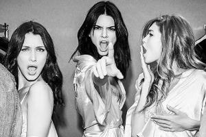 "Victoria's Secret"-Show: Backstage haben die Engel mächtig Spaß