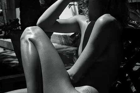 Erin Wasson, amerikanisches Top-Model und Designerin, wurde 2005 für den Pirelli-Kalender fotografiert.