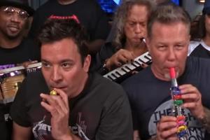 Ein Kinderspiel: Metallica performen "Enter Sandman" mit Jimmy Fallon