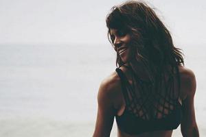 Halle Berry postet sexy Bikini-Bild
