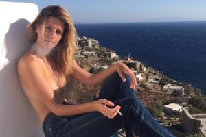 Mischa Barton im Urlaub: Oben ohne auf Mykonos