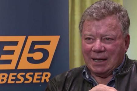 William Shatner gratuliert der Serie, der er viel zu verdanken hat William Shatner gratuliert der Serie, der er viel zu verdanken hat