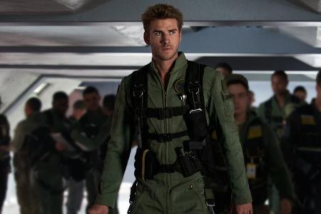 Liam Hemsworth spielt in Liam Hemsworth spielt in