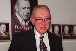 "Derrick" aus dem TV verbannt: So reagieren die Fans