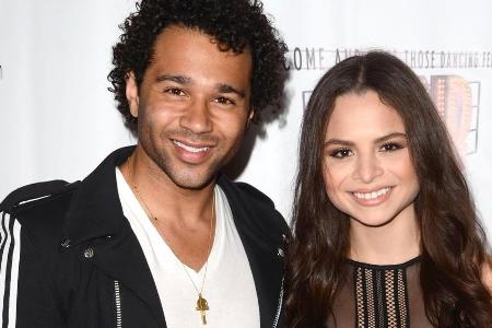 Corbin Bleu und seine Sasha auf einem Event in Los Angeles im Mai Corbin Bleu und seine Sasha auf einem Event in Los Angeles im Mai