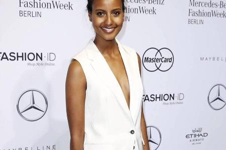 Model Sara Nuru zeigte bei der MBFW gleich mehrere Trends auf einmal Model Sara Nuru zeigte bei der MBFW gleich mehrere Trends auf einmal