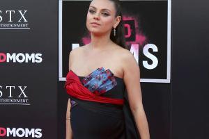 Mila Kunis zeigt ihren Baby-Bauch
