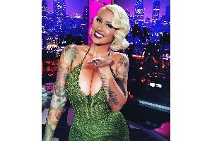 Amber Rose: Überraschend neuer Look für ihre Show