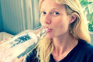 Mit diesen Tipps trinken Sie mehr Wasser
