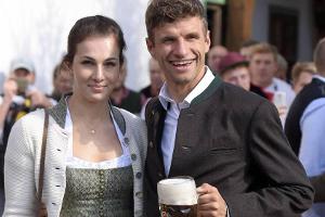 Fashion-Guide: So wird Ihr Dirndl wind- und wetterfest!