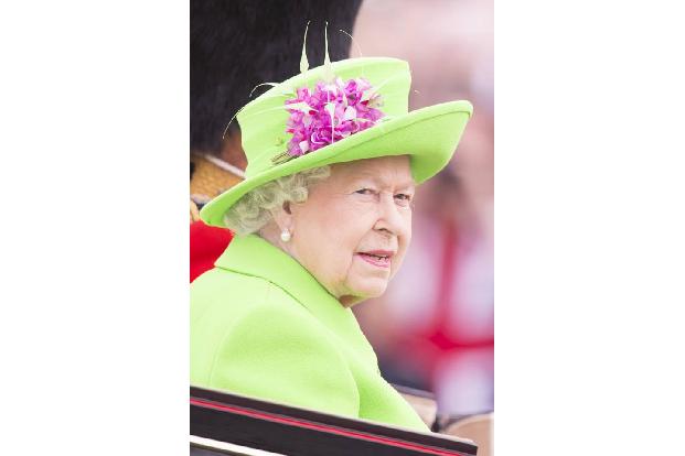 Schon am 21. April feierte Queen Elizabeth ihren sage und schreibe 90. Geburtstag - doch gefeiert wird der Ehrentag des Ober...
