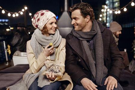 Clara (Karoline Herfurth) und Mark (Friedrich Mücke) haben ein Date
