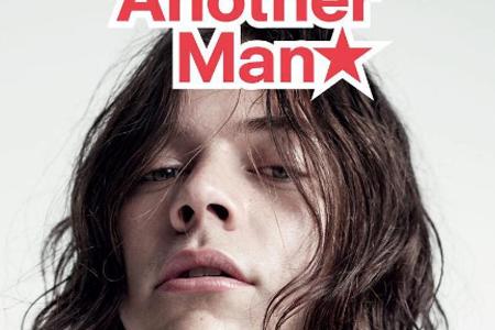 Harry Styles - noch mit langen Haaren - auf dem Cover von 