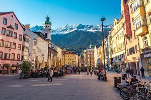 So gut kombiniert Innsbruck Geschichte und Moderne