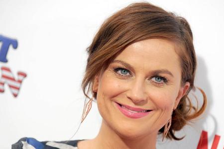 Amy Poehler ist nun eine Emmy-Gewinnerin Amy Poehler ist nun eine Emmy-Gewinnerin