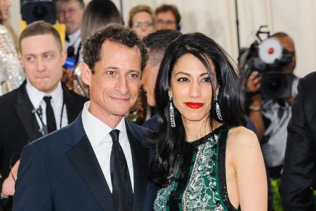 Huma Abedin mit ihrem Noch-Ehemann Anthony Weiner Huma Abedin mit ihrem Noch-Ehemann Anthony Weiner