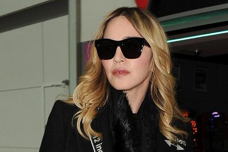 Madonna - hier auf einem Schnappschuss aus dem April - feiert auf Kuba ausgiebig ihren Geburtstag Madonna - hier auf einem Schnappschuss aus dem April - feiert auf Kuba ausgiebig ihren Geburtstag