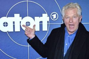 Buch-Highlights im August: "Tatort"-Kommissar schreibt Krimi