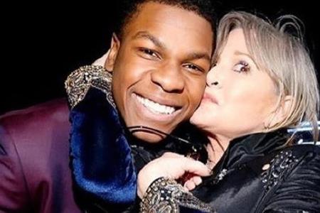 John Boyega trauert auf Instagram um Carrie Fisher John Boyega trauert auf Instagram um Carrie Fisher